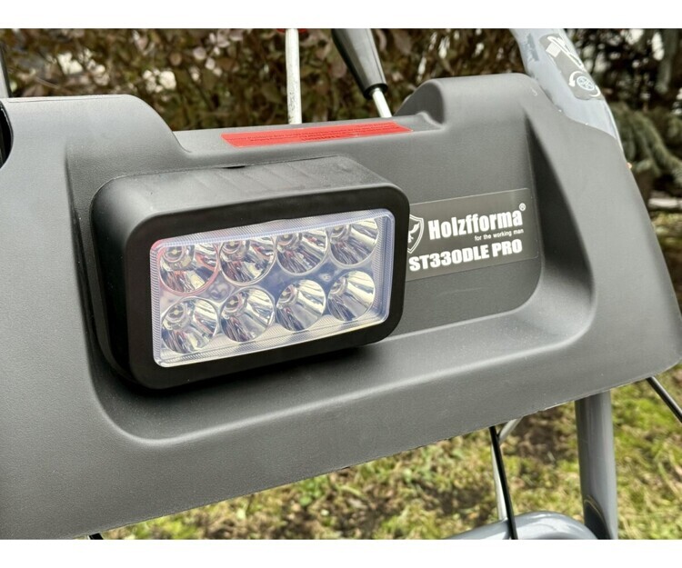 Снегоуборщик бензиновый Holzfforma ST330DLE PRO